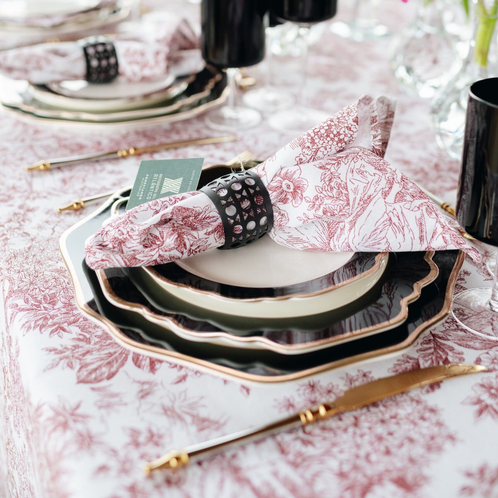 vintage black & gold